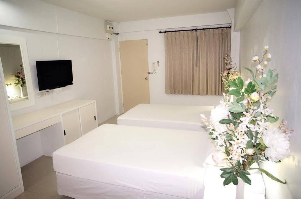 Baan Kaew Mansion Apart otel Bangkok Dış mekan fotoğraf